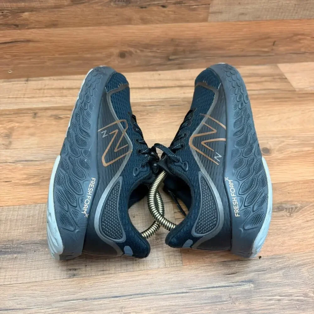 New Balance women size 9B V12 1080 Fresh Foam X Permafrost Black sneakers